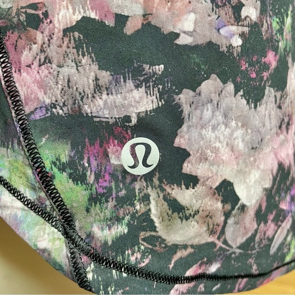 Lululemon Sculpt Tank Top II in Floral Illusion Antique White Multi W1BHNS 6 S/M - Picture 5 of 8